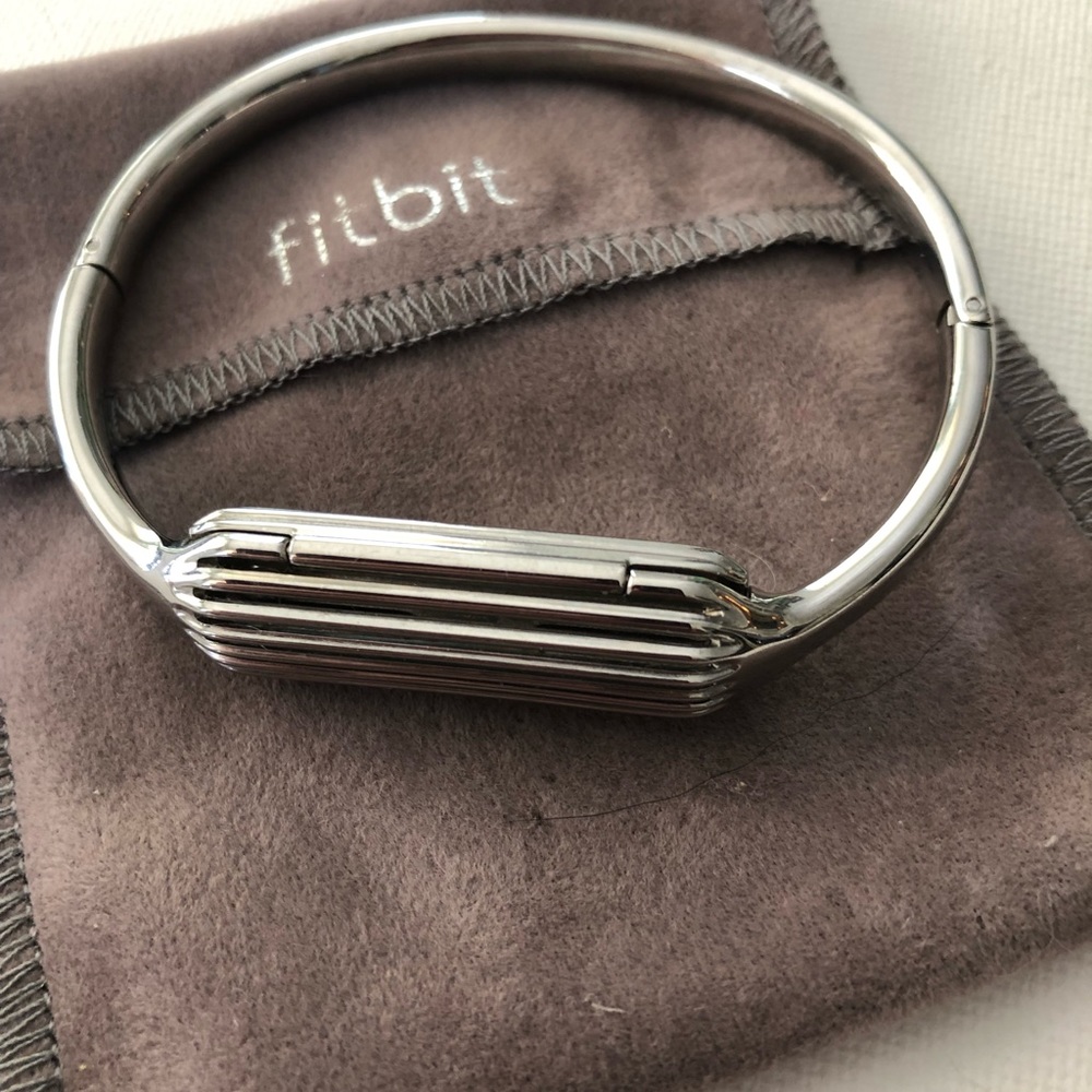 Fitbit Flex 2 Silver Bangle, Bands, Charger + 30% Discount Code for New Device!